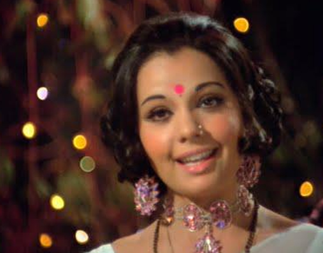 রাজেশ খন্না-মুমতাজ জুটি ছিল বলিউডের অন্যতম সেরা রোমান্টিক জুটি। ‘আপ কি কসম’ ছবিতে তাঁদের উপর চিত্রায়িত ‘জয় জয় শিব শঙ্কর’ তো আইকনিক।