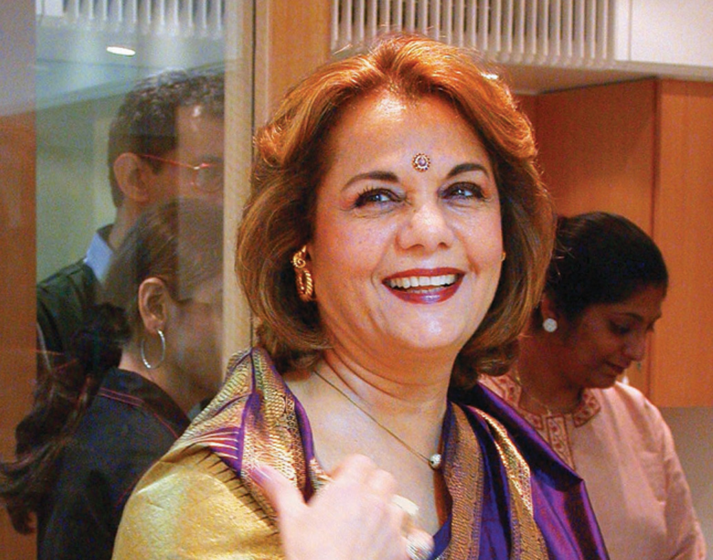 সংসারের হাল ধরতে বি গ্রেড ছবিতে অভিনয় করতেও পিছপা হননি মুমতাজ। সেখান থেকে নিজেকে নিয়ে গিয়েছিলেন সুপারহিট নায়িকার আসনে। আবার কেরিয়ারের তুঙ্গে থাকতেই স্বেচ্ছায় বিদায় নিয়েছিলেন ইন্ডাস্ট্রি থেকে।  (ছবি:সোশ্য়াল মিডিয়া)