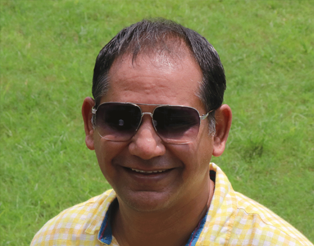 হাবিবুল বাশার: বাংলাদেশ ক্রিকেট প্রাক্তন অধিনায়ক। তাঁর অধিনায়কত্বে অনেকগুলো মাইলস্টোন পার করেছে বাংলাদেশ ক্রিকেট দল। ২০০৪ সালে জিম্বাবোয়ের বিরুদ্ধে প্রথম টেস্ট জয় পায় বাংলাদেশ। ২০০৮ সালে টেস্ট থেকে এবং‌ ২০০৭ সালে ওয়ানডে থেকে অবসর নেন। বর্তমানে তিনি বাংলাদেশ ক্রিকেট বোর্ড (বিসিবি)-র মুখ্য নির্বাচক।