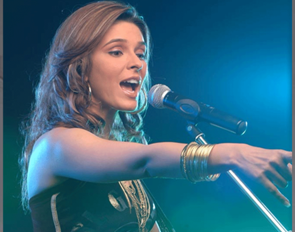 ১৮ বছর বয়সে রাগেশ্বরীকে প্রথম পর্দায় দেখা যায়। ‘আঁখে’ ছবিতে অভিনয় করেছিলেন তিনি। প্রথম ছবি থেকেই জনপ্রিয় হয়ে গিয়েছিলেন রাগেশ্বরী। তারপরও বেশ কিছু ছবিতে অভিনয় করেছেন রাগেশ্বরী।