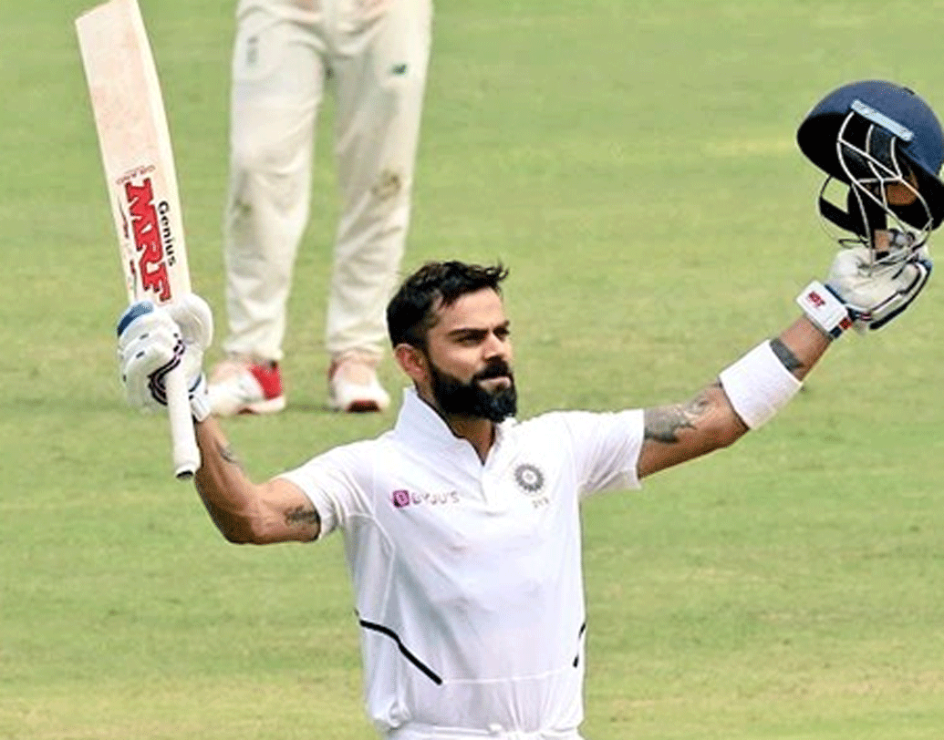 পরপর সাতটি টেস্ট জিতে বিরাট কোহালির নেতৃত্বে টানা সবচেয়ে বেশি টেস্ট জিতল ভারত। ভাঙল ২০১৩ সালে ধোনির রেকর্ড। ধোনির অধিনায়কত্বে টানা ছ’টি টেস্ট জেতার রেকর্ড ছিল ভারতের।