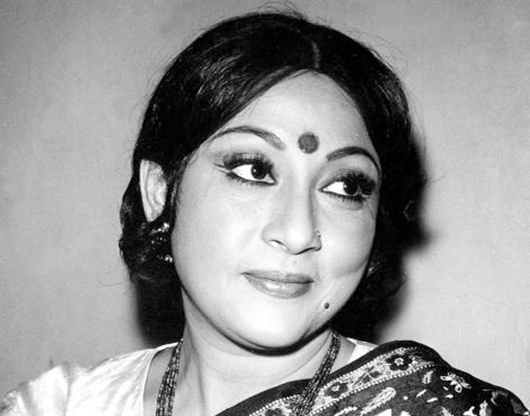 ১৯৫৬ সালে মুক্তি পায় গুরু দত্তের ‘প্যায়াসা’। ইন্ডাস্ট্রিতে মাইলফলক এই ছবি ছিল মালার কেরিয়ারেরও টার্নিং পয়েন্ট। মধুবালার কথা ভেবে তৈরি এই চরিত্রে অভিনয়ের সুয়োগ তিনি যথাযথভাব কাজে লাগিয়েছিলেন।