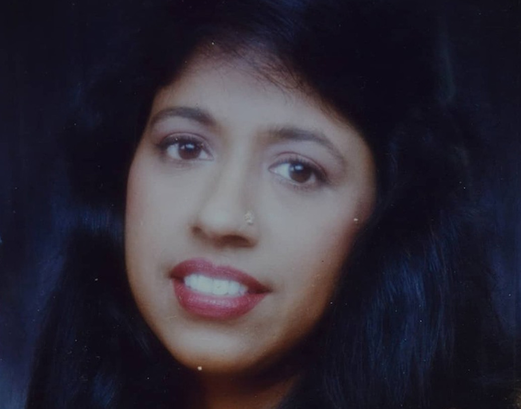 প্রথম প্লে ব্যাক-এর সুযোগ পান ১৯৭৮ সালে মুক্তি পাওয়া কন্নড় ছবি ‘ওন্দানন্দু কালাদাল্লি’-তে। গিরিশ কারনাডের পরিচালনায় এই ছবিতে একটিমাত্র গান-ই ছিল। লোকসঙ্গীতের আঙ্গিকে কবিতার গলায় সেই গান খুবই জনপ্রিয় হয়।