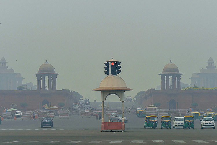 Delhi's Air Pollution Worsens As War Of Words Between Political Parties ...