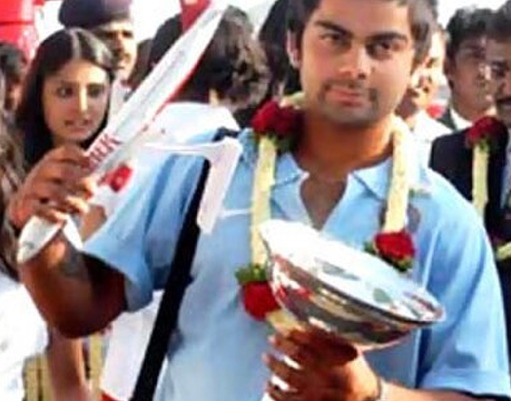 নির্ভরযোগ্য হিসেবে বিরাট কোহালি প্রথম নজর কাড়লেন ২০০৯ সালের ডিসেম্বরে। তখন শ্রীলঙ্কা এসেছে ভারত সফরে। সিরিজের চতুর্থ একদিনের ম্যাচে ইডেন গার্ডেনে শতরান করলেন বিরাট। তিনি ১১১ বলে ১০৭ রান করেন। গৌতম গম্ভীরের সঙ্গে তাঁর পার্টনারশিপ ছিল ২২৪ রানের।