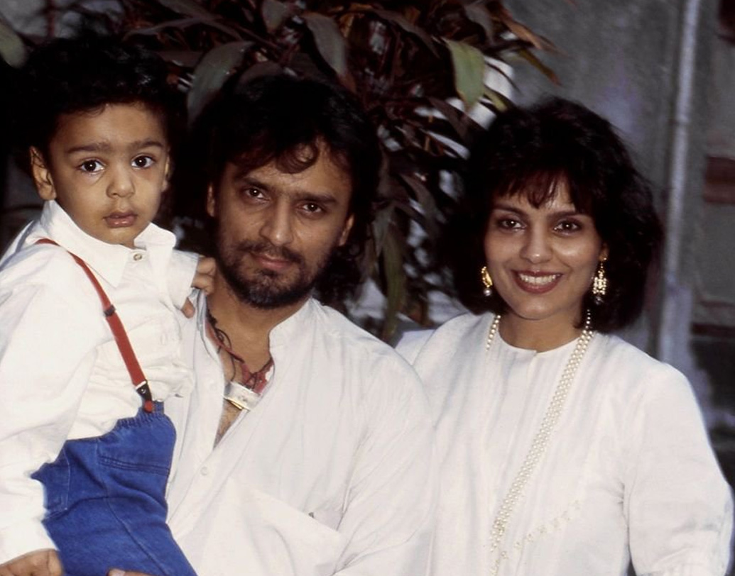 অগ্ন্যাশয়ের জটিল রোগে ১৯৯৮ সালে মারা যান মাজহার। জিনাতের অভিযোগ, এরপরেও মাজহারের পরিবার তাঁকে গ্রহণ করেনি। বরং চেষ্টা করেছিল দুই ছেলেকে জিনাতের থেকে সরিয়ে নিতে। (ছবি:সোশ্যাল মিডিয়া)