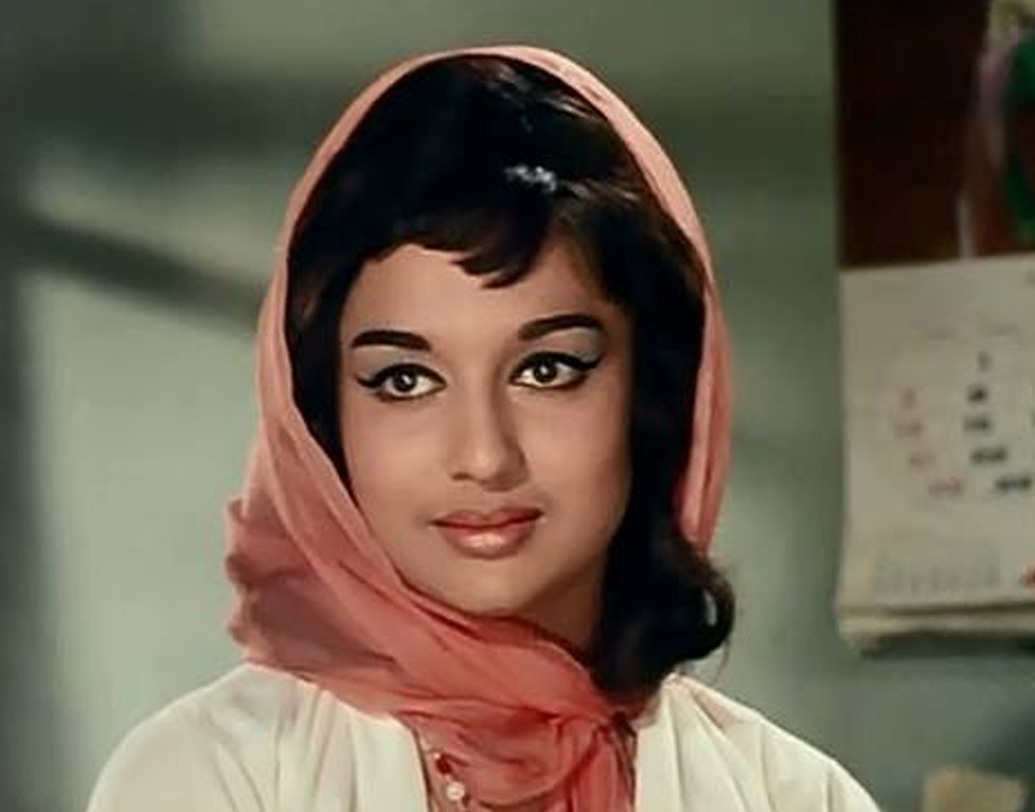 আশা জানিয়েছেন, তিনি শেষ জীবনে নাসিরের সঙ্গে আর দেখা করেননি। কারণ, স্ত্রীর মৃত্যুর পরে নাসির মানসিক ভাবে ভেঙে পড়েন। তবে টেলিফোনে দু’জনের নিয়মিত কথা হয়েছে ২০০২ সালে, নাসিরের প্রয়াণের আগে অবধি।