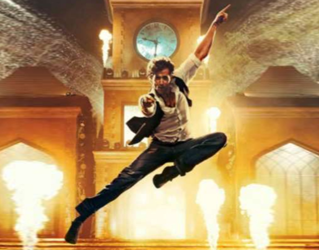 ‘কৃশ’ সিনেমায় দেখানো হয়েছিল রোহিত দু’বছরের জন্য বিদেশে। একবারও আসেননি দেশে। অথচ তাঁর স্ত্রী দেশের মাটিতে গর্ভবতী হয়ে পড়লেন! পরিচালকদের একবারও মনে হল না, কী করে সম্ভব!