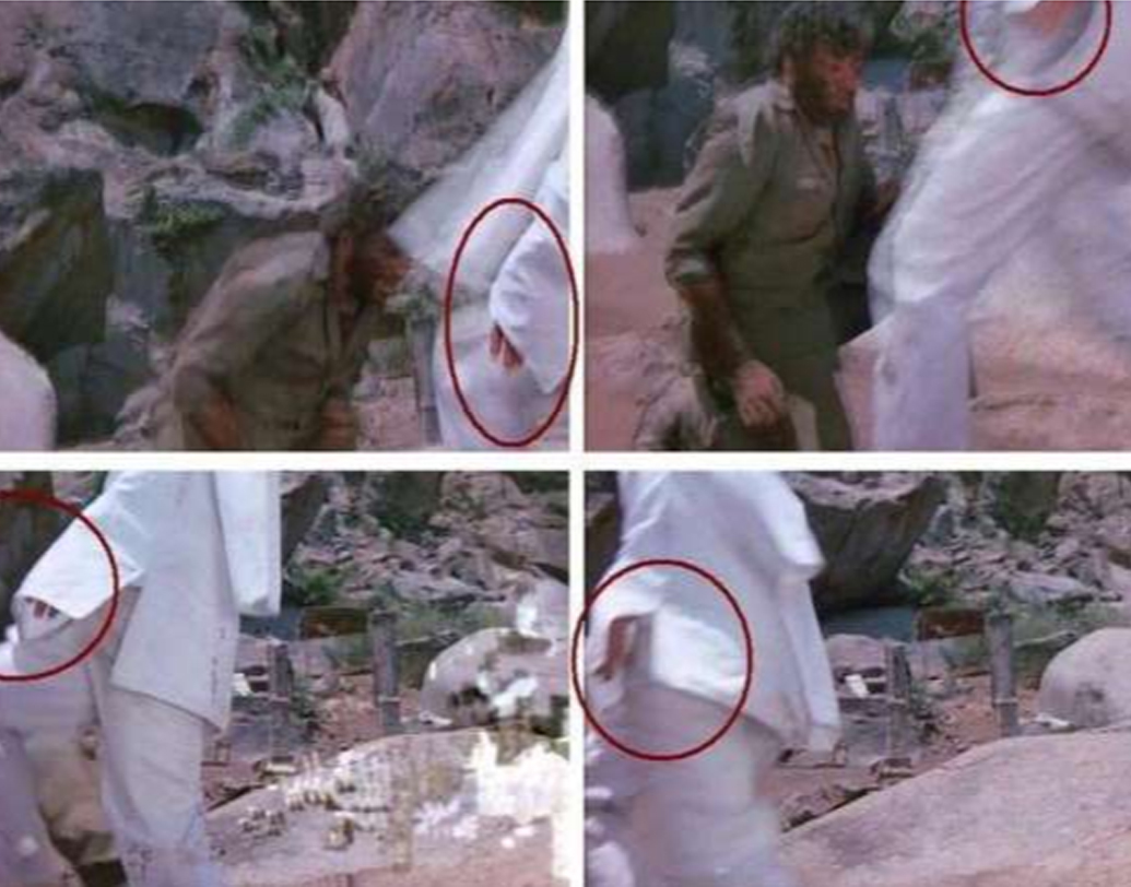 ‘শোলে’ ছবিতে গব্বর সিংহের সঙ্গে লড়াইয়ের সময় মাঝে মাঝেই ঠাকুর-এর হাত বেরিয়ে পড়েছে পঞ্জাবির আড়াল থেকে!