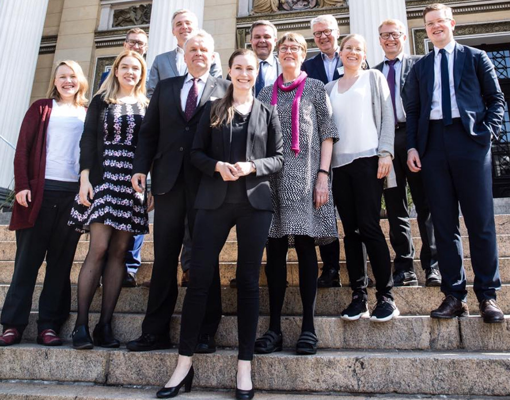 জলবায়ু পরিবর্তনের প্রেক্ষিতে ফিনল্যান্ডের উপরেও গ্রিন হাউস গ্যাস নিঃসরণ কমানোর চাপ রয়েছে। এ নিয়ে সাংবাদিকদের প্রশ্নের উত্তরে পরিবেশ রক্ষায় দায়বদ্ধ থাকার বার্তা দিয়েই ম্যারিন বললেন, ‘‘দেশ তথা গোটা বিশ্বের আস্থা অর্জনের জন্য আমাদের অনেক কাজ করতে হবে।’’