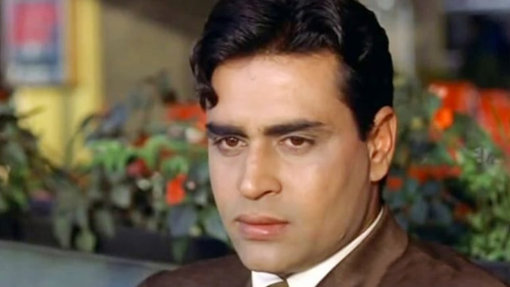 ১৯৯৫-তে টেলি ধারাবাহিক ‘অন্দাজ’-এর অভিনয় দিয়েই অভিনেত-জীবনে দাঁড়ি টানেন রাজেন্দ্র কুমার। অভিনয় চলাকালীন শত ব্যস্ততার মধ্যেও শেষ করেছিলেন পিএইচ.ডি-র কাজ।