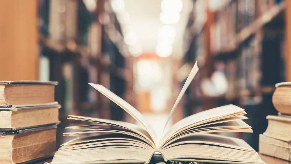 তামিলনাড়ুর পাত্তুকোট্টাইয়ে একটি সরকারি স্কুলের ছাত্রী জে জয়ালক্ষ্মী। একাদশ শ্রেণিতে পড়ে।