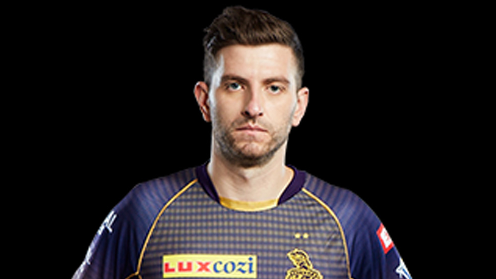 আর এক বোলার হ্যারি গার্নি অবশ্য অতটা দামি নন। ইংল্যান্ডের এই ক্রিকেটারকে নাইট রাইডার্সের রেখে দিয়েছিল ৭৫ লক্ষের পরিবর্তে।