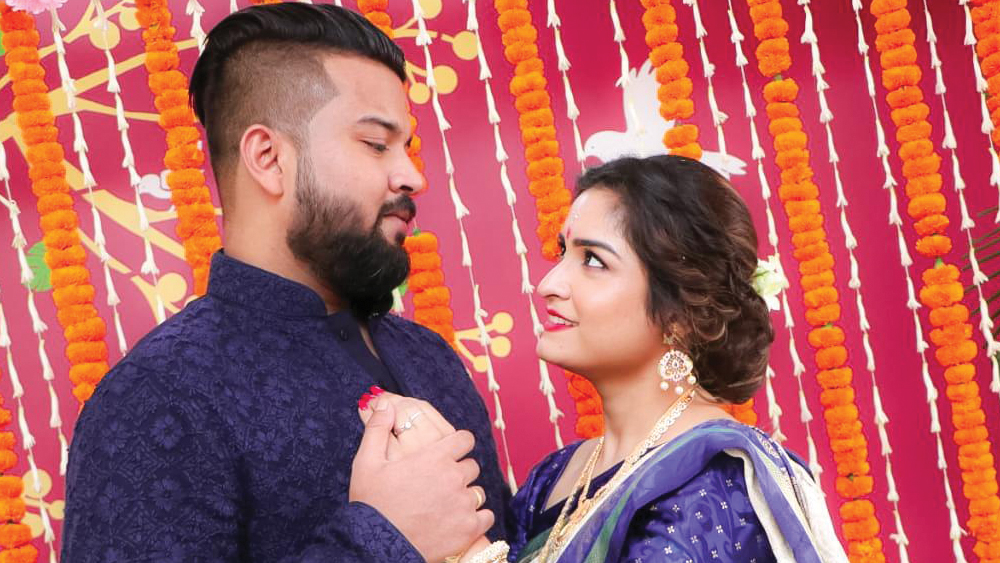 Debparna Paul: সকাল সাতটাতে ডেকে বসিয়ে রেখে রাত এগারোটা বাজলেও ডাকেনি পরিচালক! অরণ্য'র দিদি অভিনেত্রী দেববর্ণা পাল চৌধুরী'র বহু দিন পরে কামব্যাক,গল্প শুনে হতবাক ভক্তরা 3 Tolly actor Debaparna Chakraborty shares her marriage plan dgtl - Anandabazar