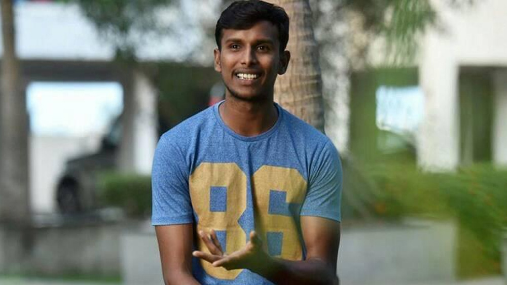 প্রথম শ্রেণির ক্রিকেটে নটরাজনের অভিষেক ২০১৫ সালে, বাংলার বিরুদ্ধে, কলকাতায়। এখনও অবধি প্রথম শ্রেণির ক্রিকেটে ১৬টি ম্যাচে তাঁর মোট উইকেট সংগ্রহ ৪৮টি। রান করেছেন ২৮।