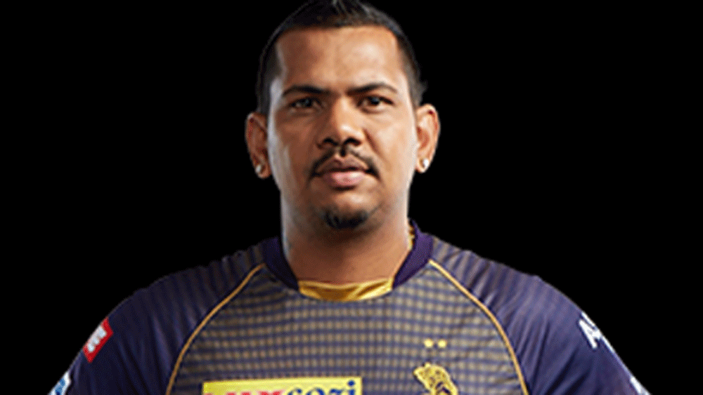 সুনীল নারিন: বেশ কয়েক বছর ধরে নাইটদের অন্যতম ভরসার ক্রিকেটার। ক্যারিবিয়ান এই স্পিনার-অলরাউন্ডার নাইট রাইডার্সে থেকে গিয়েছেন সাড়ে ১২ কোটি টাকার বিনিময়ে। বোলার নারিনের পাশাপাশি ওপেনিংয়েও নারিন ঝড়ের দিকে তাকিয়ে থাকবে কেকেআর।