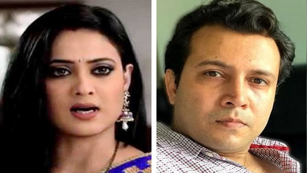 ইনস্টাগ্রামে উনিশ বছরের পলক লেখেন, ‘‘আমার কিছু জিনিস স্পষ্ট করে বলার রয়েছে।আমি পলক তিওয়ারি।একাধিক বার গার্হস্থ্য হিংসার শিকার হয়েছি।’’ তিনি সরাসরি তাঁর সৎ বাবার বিরুদ্ধে মারধরের অভিযোগ তোলেন। লেখেন, ‘আমাকে মারা হলেও এর আগে আমার মাকে কখনই মারধর করেননি অভিনব কোহালি। যে দিন মা এফআইআর করে, সে দিনই মাকে মারধর করা হয়। এই প্রথম।’