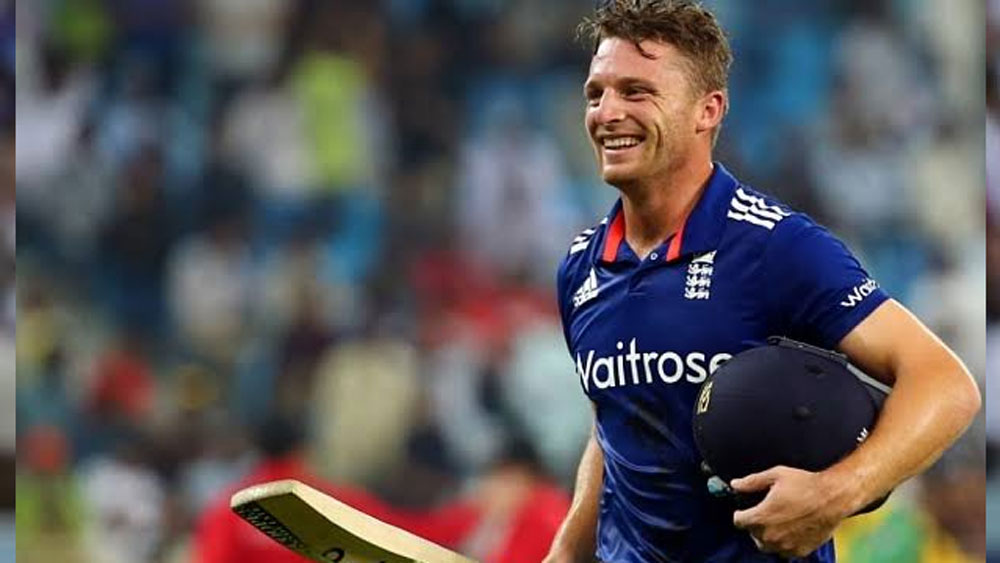 জস বাটলার: ইংল্যান্ডের জাতীয় দলের সহ অধিনায়ক। একজন ব্যাটসম্যান এবং উইকেটরক্ষক। ২০১৯ সালে মোট ২০টা ওয়ানডে ম্যাচে তাঁর রান ৬৬৭। গড় ৪৭.৬৪, স্ট্রাইক রেট ভয়ঙ্কর, ১৩৫.৫৬। হার্ট হিটার ব্যাটসম্যান এবং অসাধারণ ফিল্ডার বাটলার থাকছেন সাত নম্বরে।