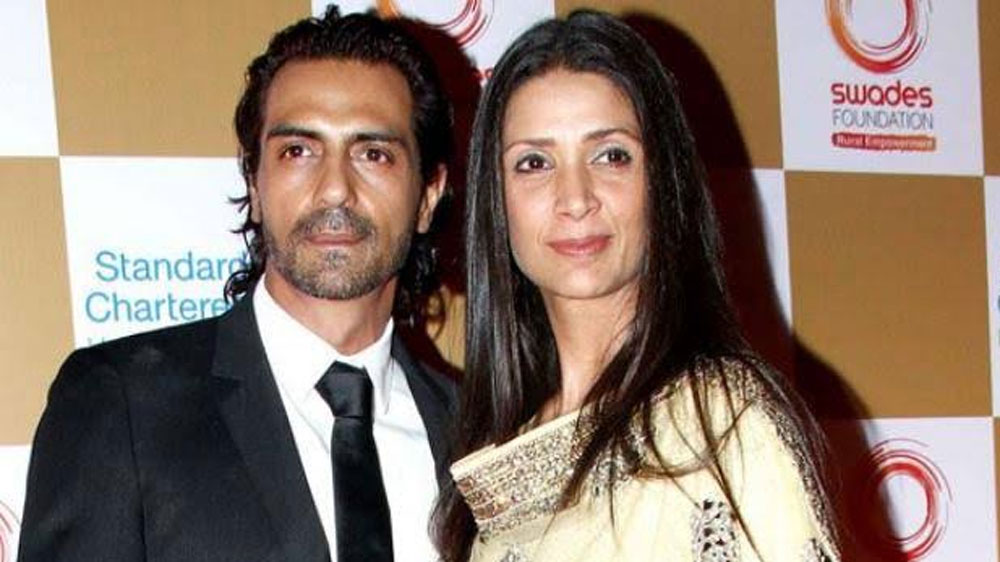 অর্জুন রামপাল এবং মেহের জেসিয়া: ২০১৮ সালে বিবাহ বিচ্ছেদের কথা ঘোষণা করেছিল দু’জনে। বিয়ের ২০ বছর একসঙ্গে কাটানোর পর ২০১৯-এর নভেম্বরে তাঁদের বিচ্ছেদ হয়।