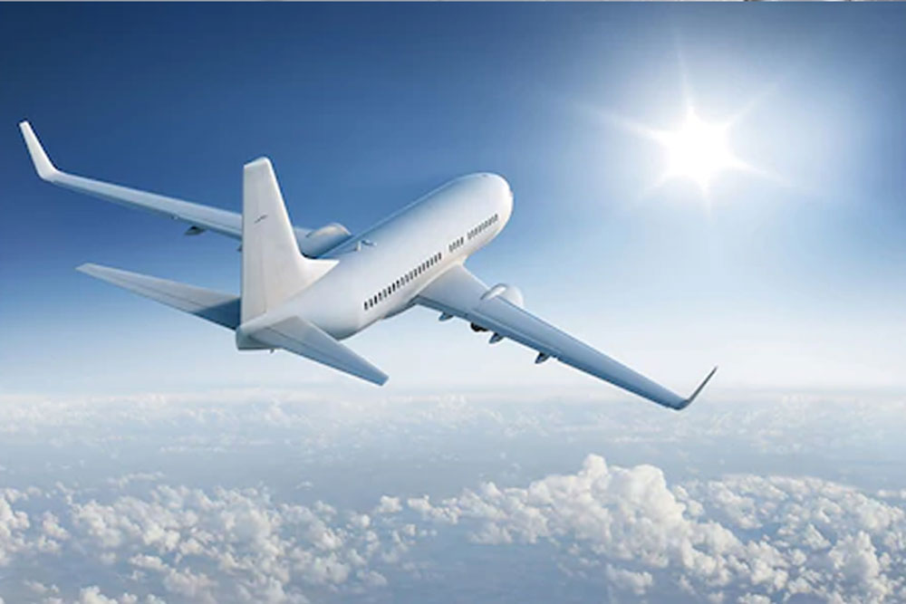 মাঝ আকাশে বায়ুর চাপ প্রতিহত করে যাত্রীদের এক স্থান থেকে আর এক স্থানে অত্যন্ত দ্রুত পৌঁছে দেয় একটি বিমান।