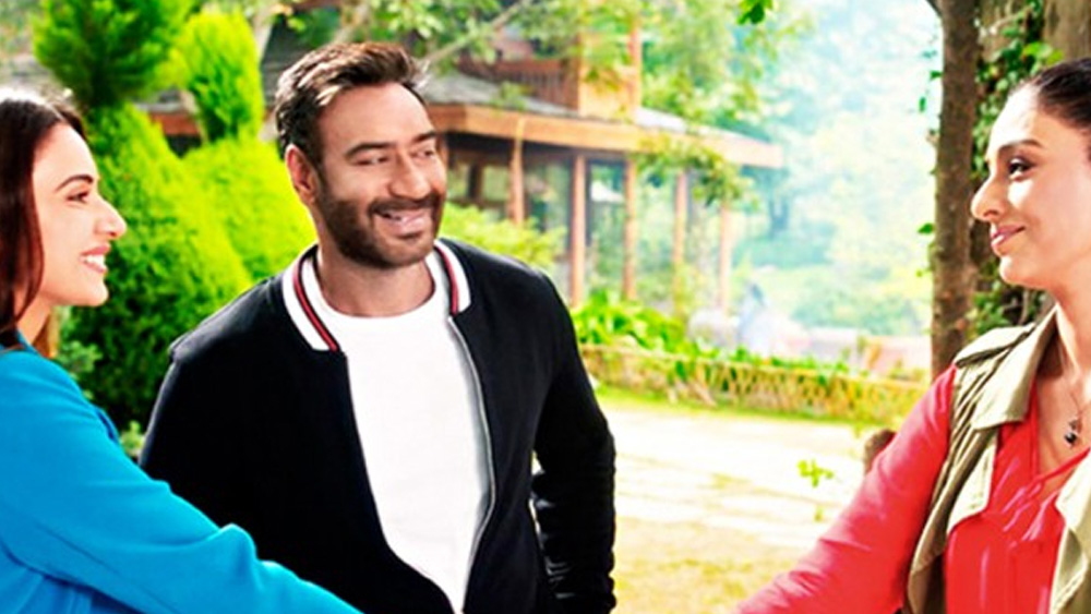 অজয় দেবগণ, তব্বুর ছবি ‘দে দে প্যায়ার দে’ মুক্তি পায় মে মাসে। ব্যবসার পরিমাণ ১৩৮ কোটি টাকা।