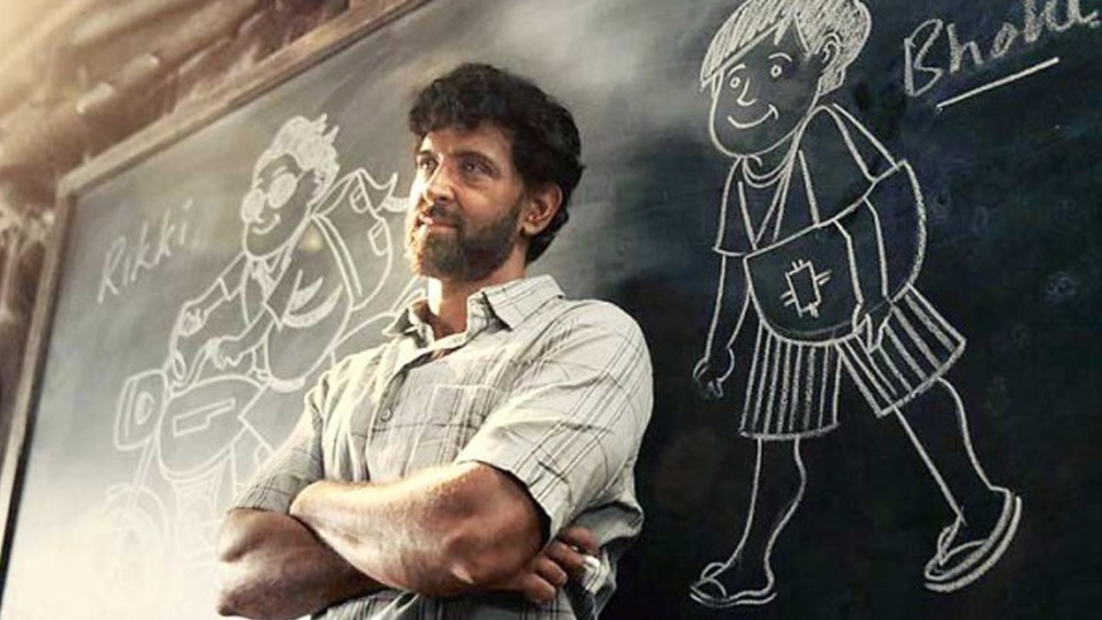 বাস্তবের সংগ্রামের কাহিনি ‘সুপার ৩০’-ও পাল্লা দিয়েছে বক্স অফিসে।হৃতিক রোশনের এই ছবি মুক্তি পেয়েছিল জুলাইয়ে। এ বছর ব্যবসা করেছে ২০৯ কোটি টাকা।