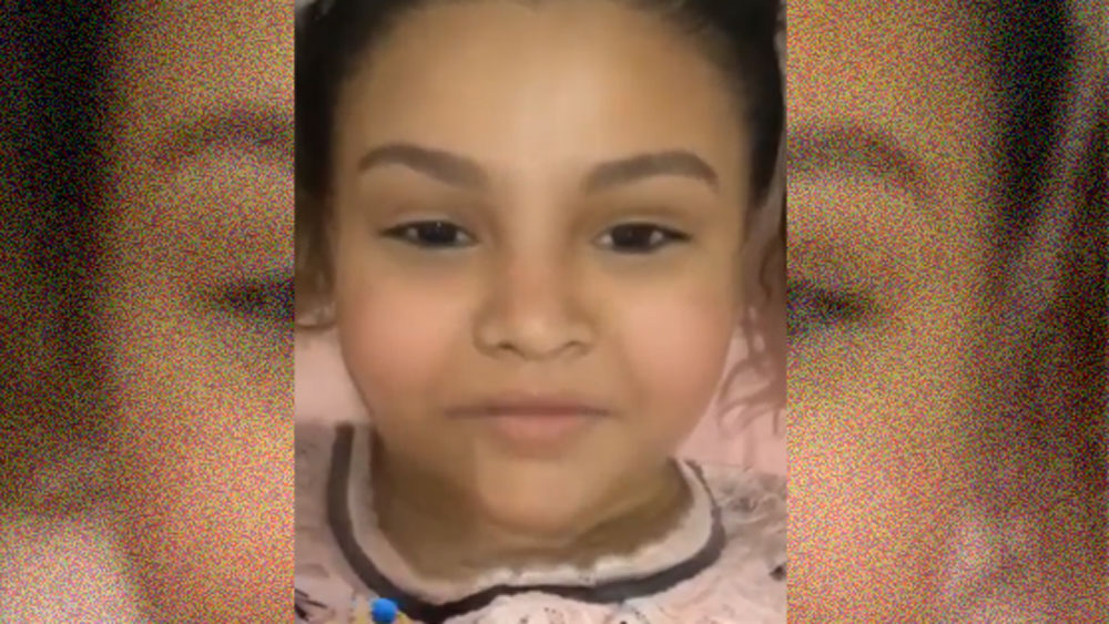 আর ওই বাচ্চা মেয়েটিও নিজেকে রাখি সবন্তের মেয়ে বলে পরিচয় দিচ্ছে একটি ভিডিয়োয়। ব্যাপারটা কী?