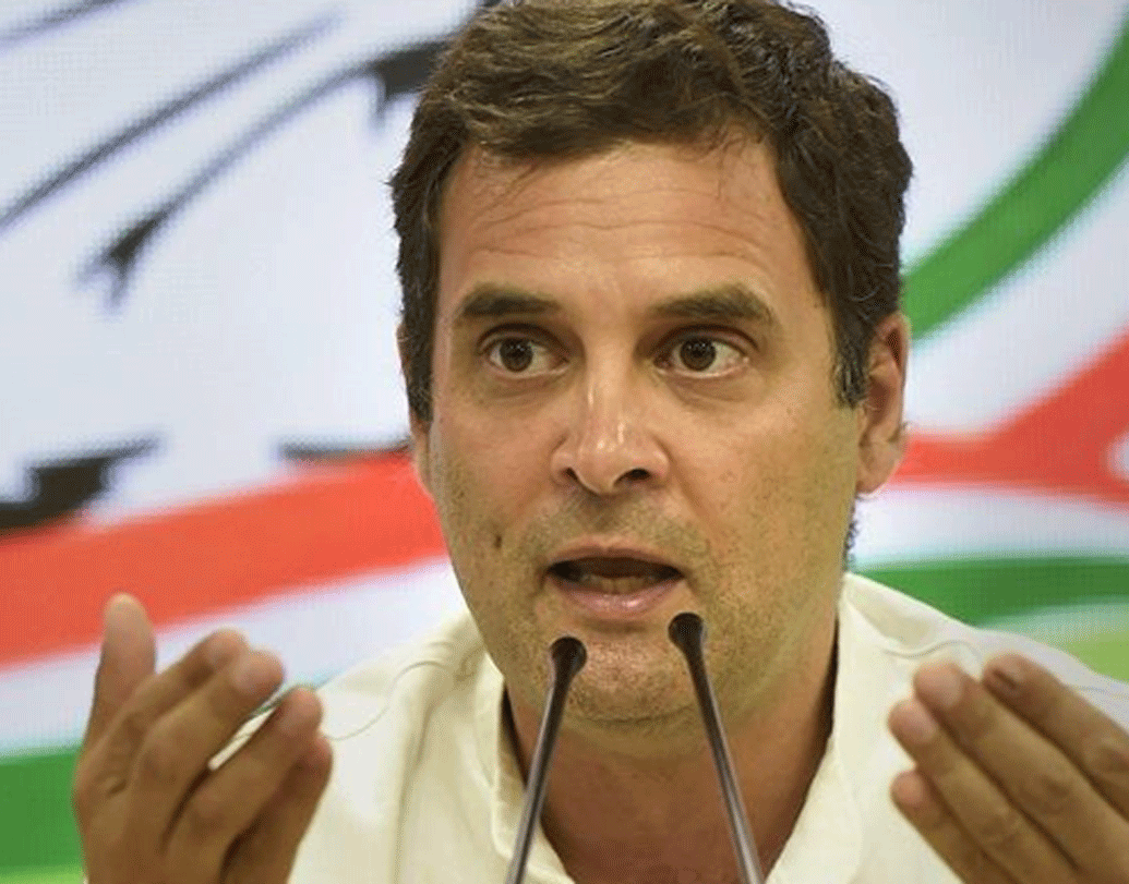 রাজনীতিবিদদের তালিকায় তৃতীয় স্থানে রয়েছেন রাহুল গাঁধী। প্রথম ১০ জনের মধ্যে রয়েছেন প্রাক্তন অর্থমন্ত্রী অরুণ জেটলির নামও।