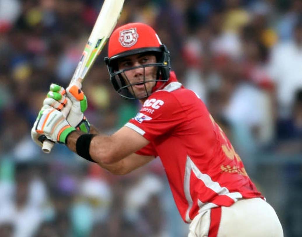 গতবারের আইপিএল-এ নিজের নামের প্রতি সুবিচার করতে পারেননি তিনি। সম্প্রতি মানসিক অবসাদের জন্য ক্রিকেট থেকে সরে দাঁড়িয়েছেন তিনি। এ বারের নিলামে তাঁর বেস প্রাইস ২ কোটি টাকা। কলকাতার নিলামে ম্যাক্সওয়েলের ঝন্য ঝাঁপাতে পারে অনেক ফ্র্যাঞ্চাইজিই।