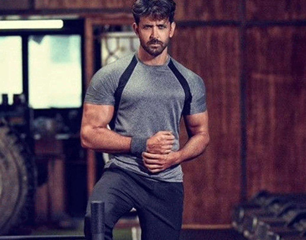 চলতি বছরের অগস্ট মাসে একটি মার্কিন সংস্থার অনলাইন সমীক্ষায় হৃতিক বিশ্বের ‘মোস্ট হ্যান্ডসম ম্যান’ হিসাবে তালিকায় শীর্ষ স্থান অধিকার করেছিলেন।