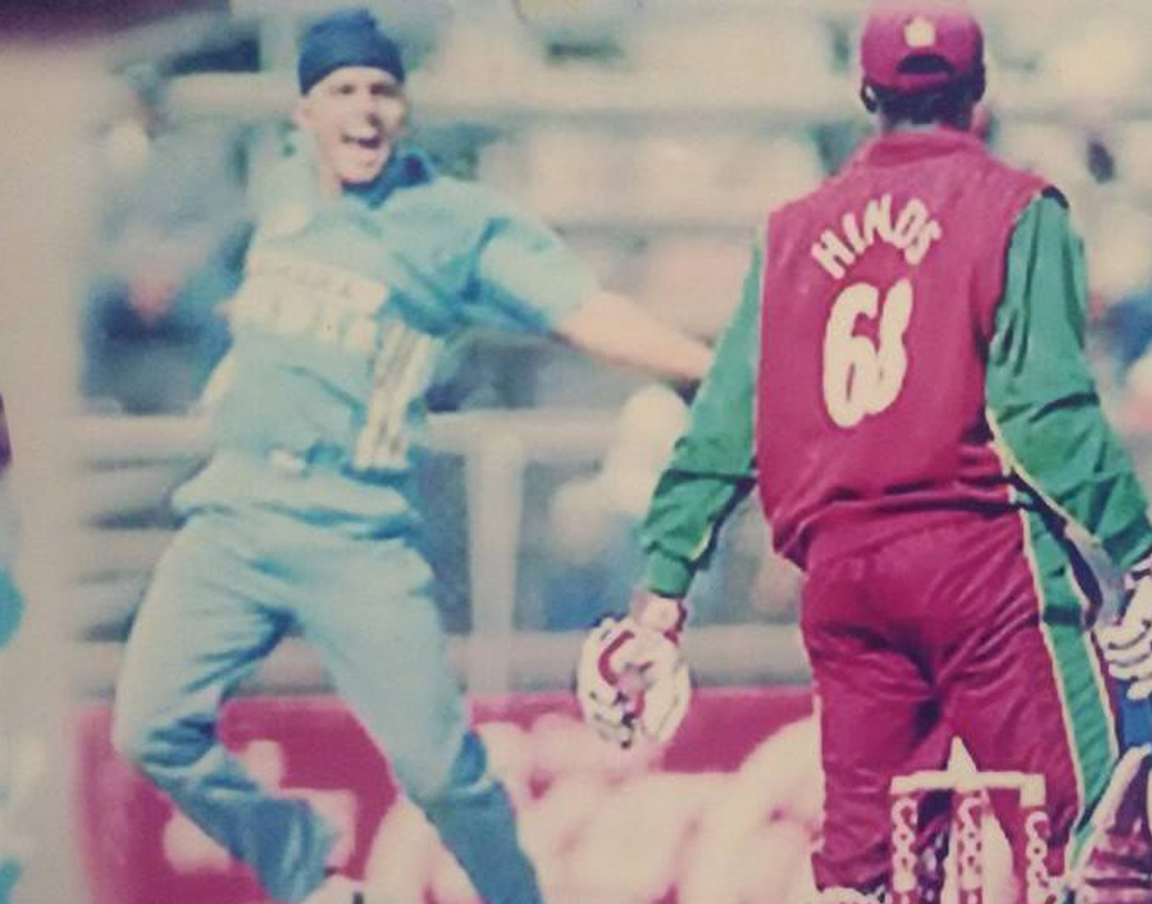 ১৮ টি ওয়ান ডে-র বাইরে যেতে পারেনি তাঁর কেরিয়ার। মোট ১৮টি ম্যাচে তাঁর সংগ্রহ ছিল ৩৬৫ রান। সর্বোচ্চ রান ৬৭। গড় ২৫.৪৫। দু’টি অর্ধশতরান করেছেন, নিয়েছেন ৫টি উইকেট।