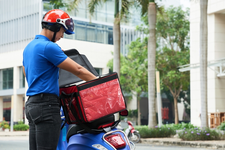 Post Graduate degree holder delivers food on online food delivery company dgtl