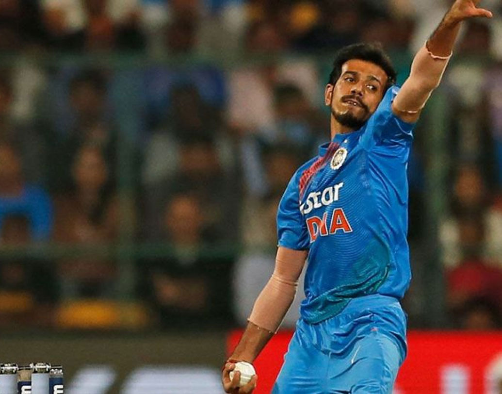 যুজবেন্দ্র চহাল: এক দিনের ক্রিকেটে ফিঙ্গার স্পিনারদের টিকে থাকতে হলে বোলিংয়ে অনেক বৈচিত্র আনতে হবে বলে মনে করেন হরভজন সিংহ। লেগস্পিনার যুজবেন্দ্র চাহালকে সেই কারণেই দলে রাখছেন তিনি।