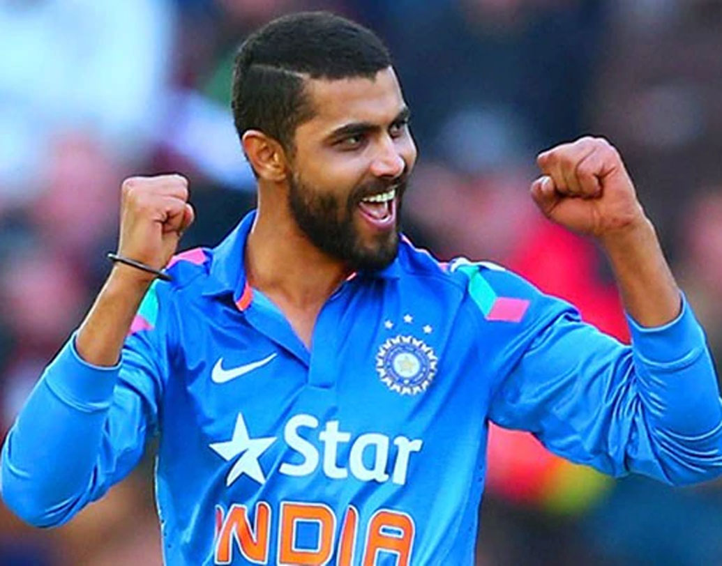 হরভজন মনে করেন, রবীন্দ্র জাডেজার পক্ষে শুধু মাত্র স্পিনার কোটায় বিশ্বকাপ দলে সুযোগ পাওয়া কঠিন। তবে অলরাউন্ডার হিসেবে তাঁর নাম এখনও ভাবা যায়।