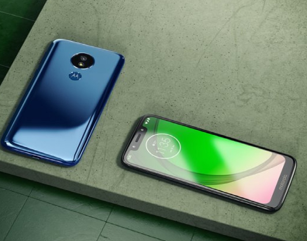 মোটো জি-৭, মোটো জি-৭ প্লাস এবং মোটো জি-৭ প্লে-র সঙ্গে গত সপ্তাহে মোটো জি-৭ পাওয়ার ফোনটি সামনে আনে মোটোরোলা। ছবি: টুইটার থেকে সংগৃহীত।
