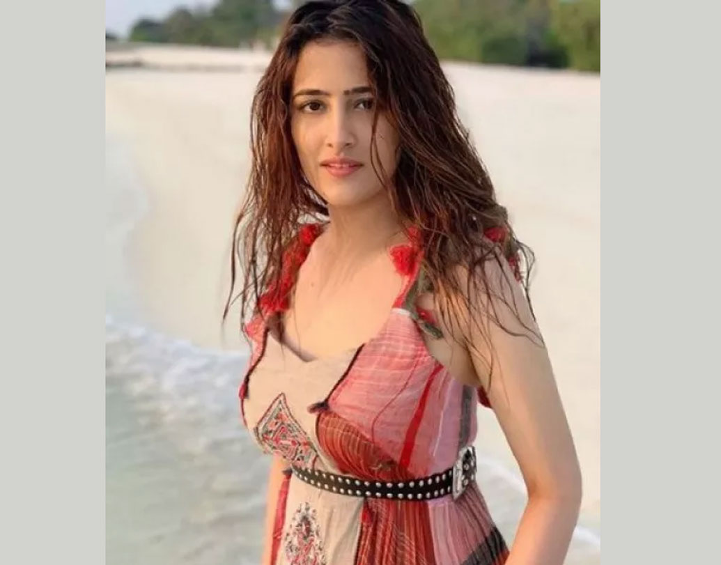 এর পর নূপুর গেয়েছিলেন ‘তেরি গালিয়া’ ও ‘দিল ওয়ালে’। সেটিও অত্যন্ত জনপ্রিয় হয়।