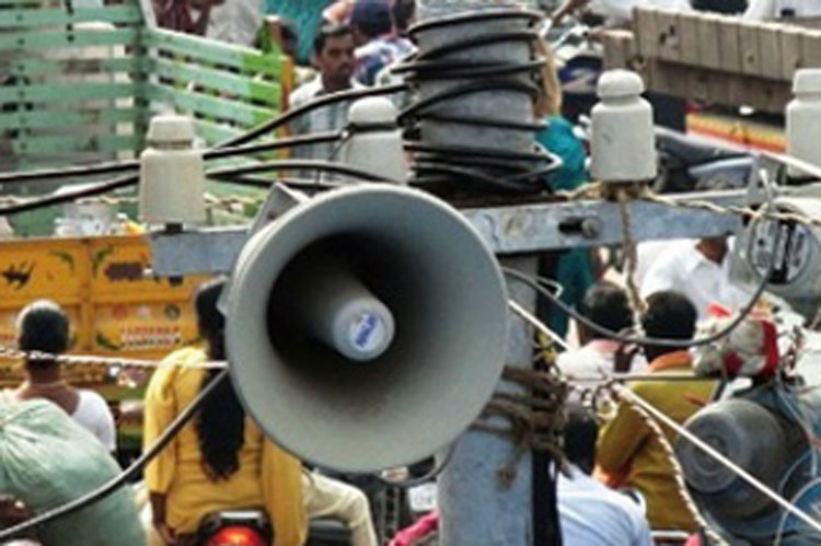 Old man murdered for protesting against sound pollution