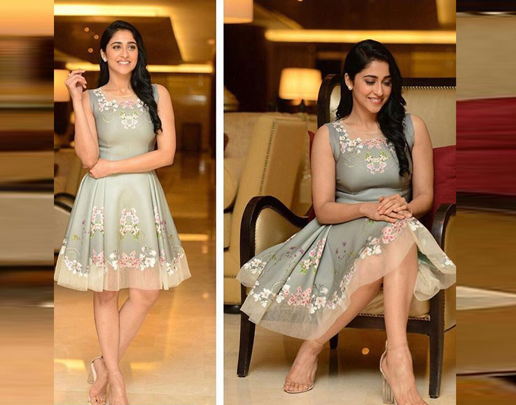 খোলামেলা পোশাক চরিত্রের প্রয়োজনে পরতে খুব একটা আপত্তি নেই, তবে ব্যক্তিগত জীবনে খুব একটা খোলামেলা পোশাক পরেন না তিনি, একটি সাক্ষাৎকারে জানিয়েছিলেন এমনটাই।