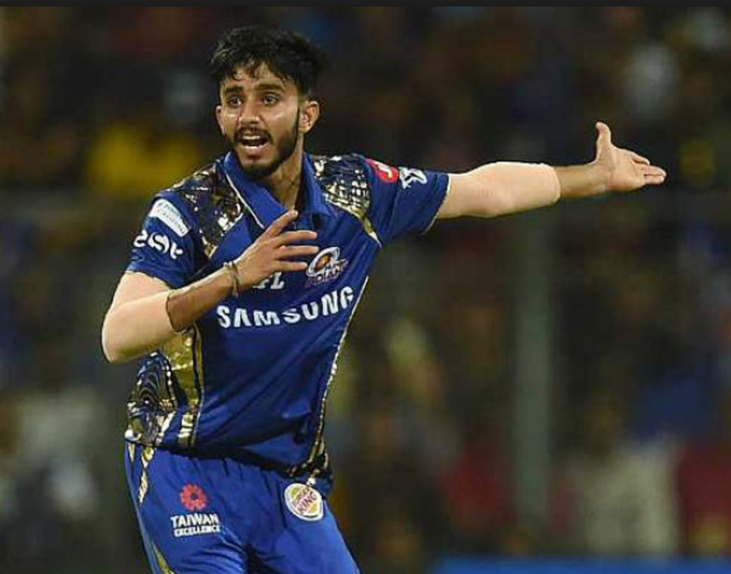 মায়াঙ্ক মার্কাণ্ডে: দলের এক নম্বর স্পিনার কুলদীপ যাদবকে বিশ্রাম দেওয়া হয়েছে। সুযোগ পেয়েছেন ২১ বছরের এই তরুণ লেগ স্পিনারটি।