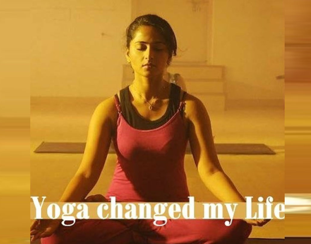 ২০১১ সাল থেকেই সম্পূর্ণ নিরামিষাশী অনুষ্কা। যদিও এর আগে অতিরিক্ত স্বাস্থ্য সচেতন হওয়া সত্ত্বেও ওজন বেশি হওয়ার কারণে ইন্টারনেটে ট্রোলড হয়েছিলেন তিনি।