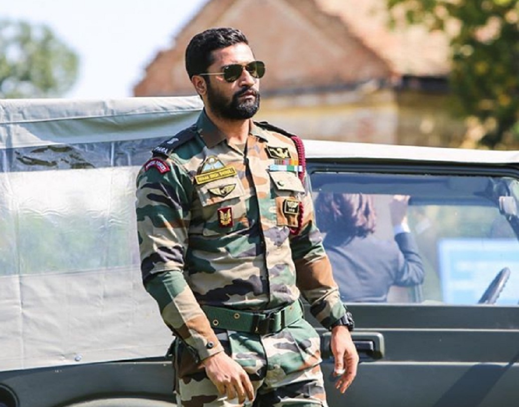 উরি: বছরের শুরুতেই বাজিমাত করেছেন অভিনেতা ভিকি কৌশল। প্রজাতন্ত্র দিবসে মুক্তি পায় তাঁর ছবি ‘উরি: দ্য সার্জিক্যাল স্ট্রাইক’। এ বছরের প্রথম ১০০ কোটি ক্লাবের ছবি সেটি। গত তিন সপ্তাহে ভারতে ব্যবসা করেছে ১৭৫ কোটির। এখনও বেশ কিছু হলে রমরমিয়ে চলছে।