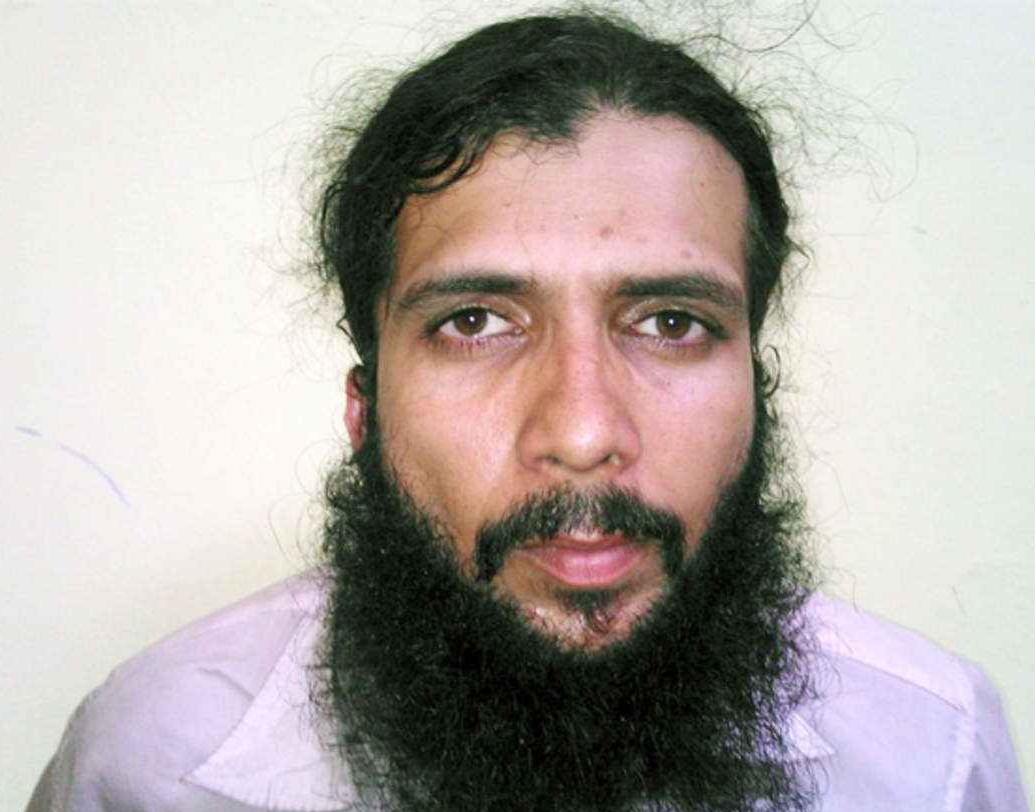 মহম্মদ আহমেদ সিদ্দিবাপ্পা। অপরাধ জগতে তার নাম ইয়াসিন ভাটকল। ইন্ডিয়ান মুজাহিদিন জঙ্গি সংগঠনের অন্যতম প্রতিষ্ঠাতা। দীর্ঘদিন এনআইএ-র ওয়ান্টেড তালিকায় থাকার পর ২০১৩ সালে ভারত-নেপাল সীমান্তে ধরা পড়ে সে। ২০১৬ সালে তাকে মৃত্যুদণ্ড দেয় এনআইএ-র বিশেষ আদালত। পাকিস্তানে বসে জঙ্গিদের প্রশিক্ষণ দেওয়াই ছিল তার প্রধান কাজ।