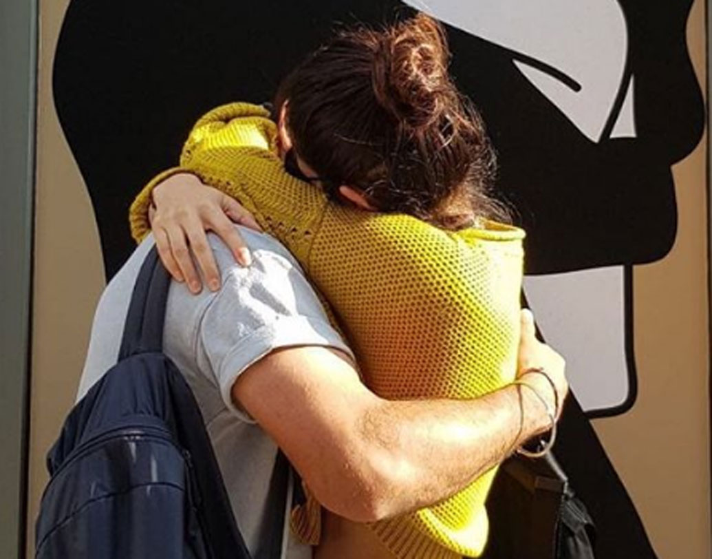 ইনস্টাগ্রামে বিভিন্ন মুডে ফ্যানেদের কাছে অনুষ্কাকে পৌঁছে দেওয়ার অন্যতম কৃতিত্ব এখন বিরাটেরই। যেমন ভ্যালেন্টাইন্স ডে-তে অনুষ্কার একটি ছবিটি শেয়ার করেন বিরাট।