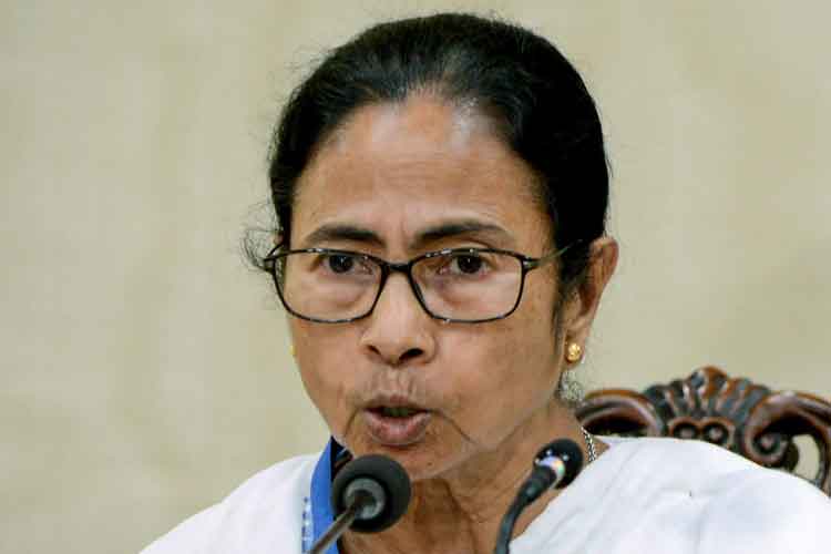 State Worker's federation has requested to CM to use Bengali language on administration level