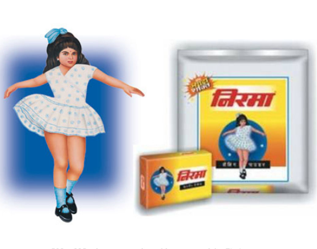 টিভির ওই বিজ্ঞাপন আজও অনেকেই গুনগুন করেন। কারশানভাইয়ের নিরুপমাও সকলের মনে রয়ে গিয়েছে।