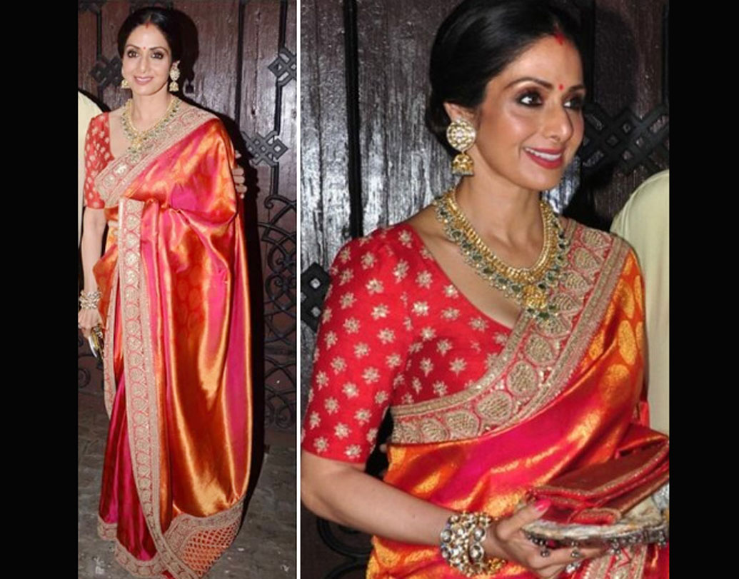 শ্রীদেবী বরাবরই তাঁর আইকনিক শাড়ি ও স্টাইলের জন্য বিখ্যাত। বিভিন্ন শাড়িতে নানা সময় তাঁকে দেখা গিয়েছে।