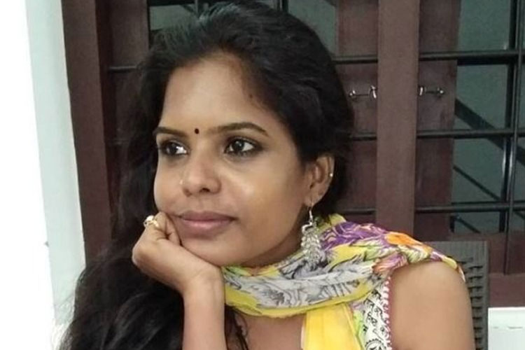 Dead body of Malayalam Filmmaker Nayana Sooryan recovered from her apartment dgtl
