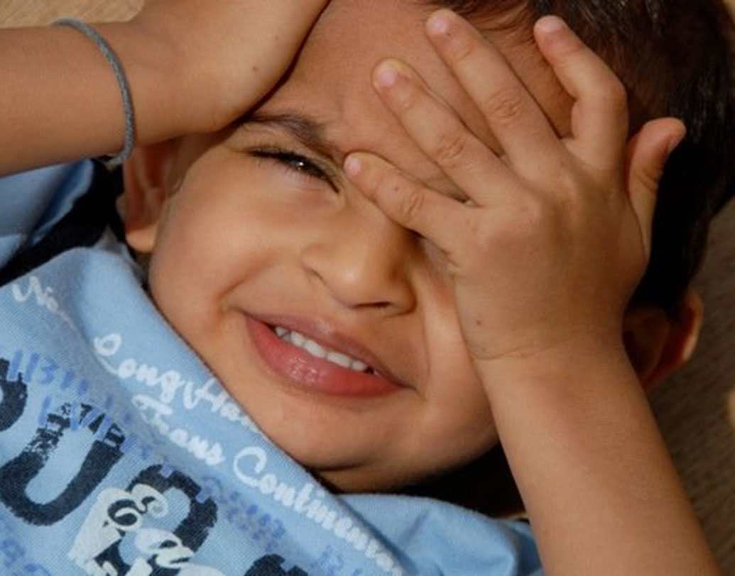 ছোটবেলা থেকেই বাবার সঙ্গে ছেলের মুখের মিল দেখেই লোকজন বুঝতে পারত বেদান্ত কার ছেলে, এমনটাই জানিয়েছেন সারিতা।