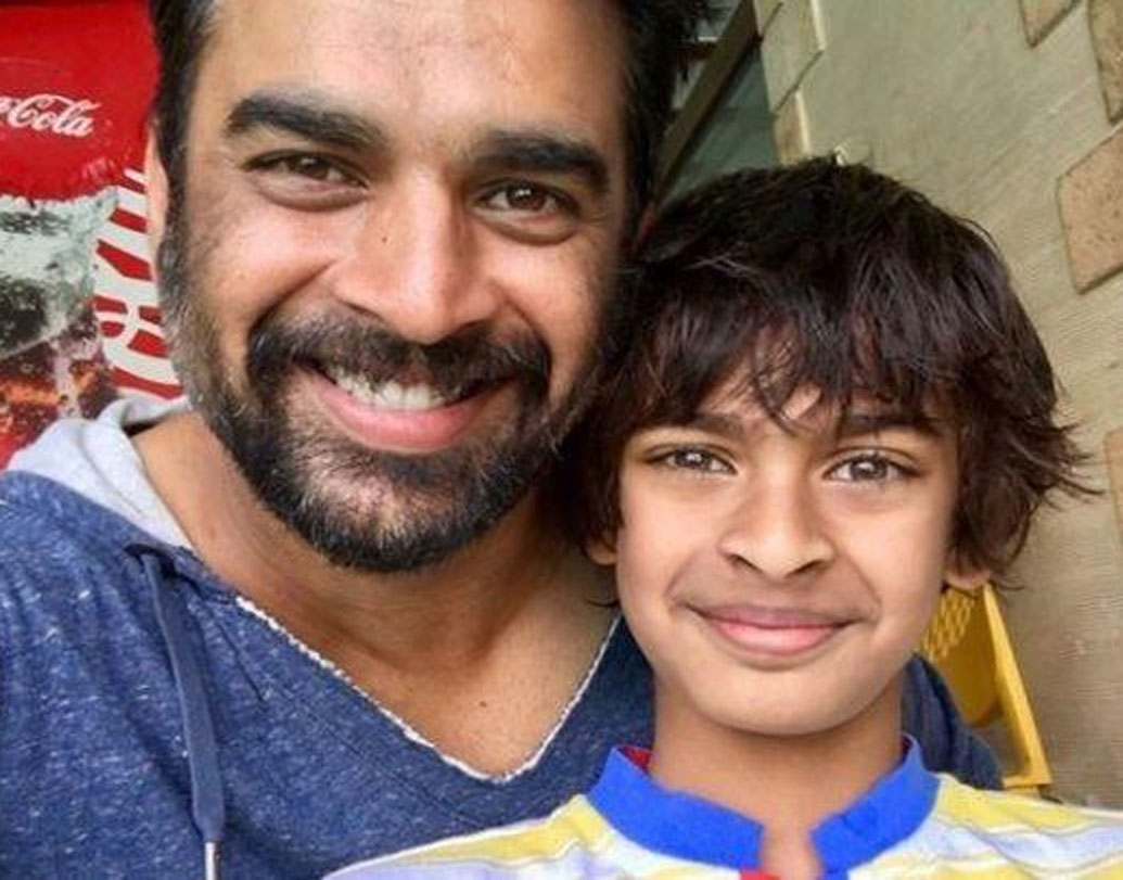 ছোট থেকেই বাবাই তার প্রিয় বন্ধু। এমনটাও জানিয়েছে সে। দেশের জন্য আরও বেশি করে পদক জিততে ইচ্ছুক বেদান্ত। আর চায় মন দিয়ে পড়াশোনা করতে।