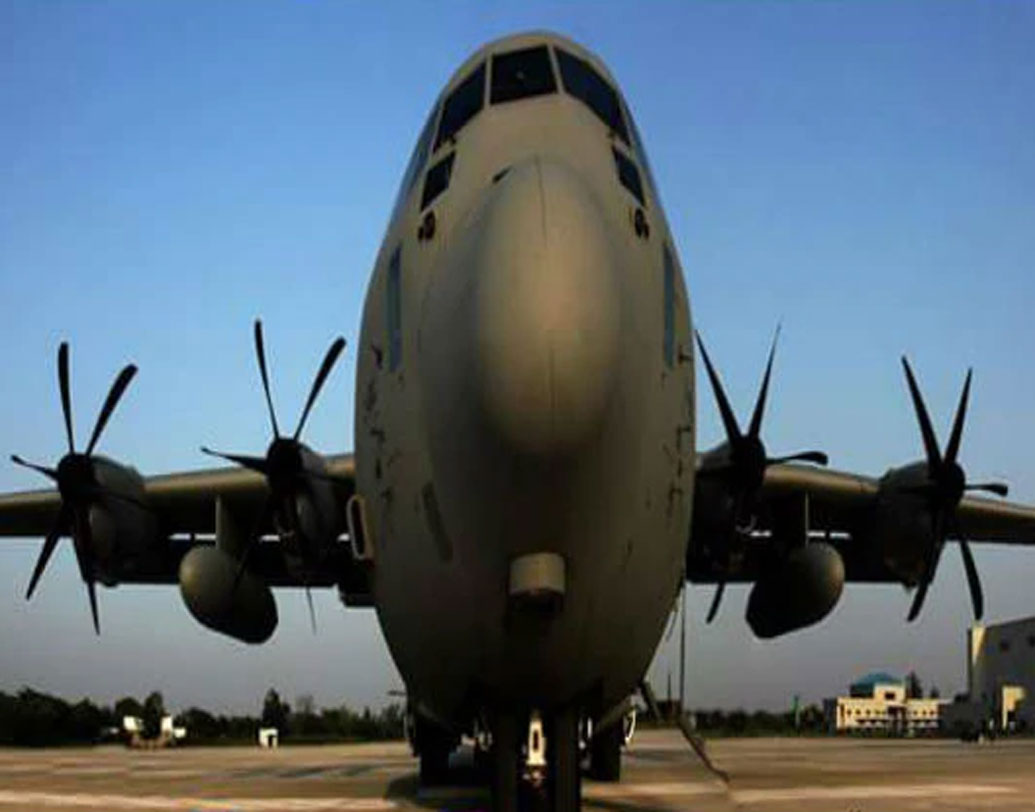 পূর্বাঞ্চল ও উত্তর-পূর্বাঞ্চলে চিনের কথা  মাথায় রেখে বায়ুসেনার শক্তি বাড়ানো হচ্ছে। তৈরি হচ্ছে একাধিক বিমানঘাঁটি। বায়ুসেনা জানিয়েছে, সেই সমর কৌশলের নিরিখে আগামী দিনে এই সুপার হারকিউলিসই হতে চলেছে অন্যতম প্রধান হাতিয়ার।